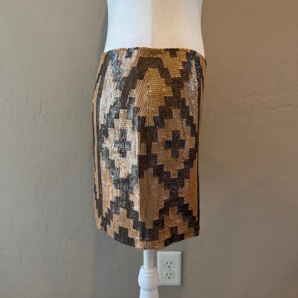 Haute Hippie Taupe Matte Sequin Mini Skirt NWOT Size Small - Picture 5 of 10